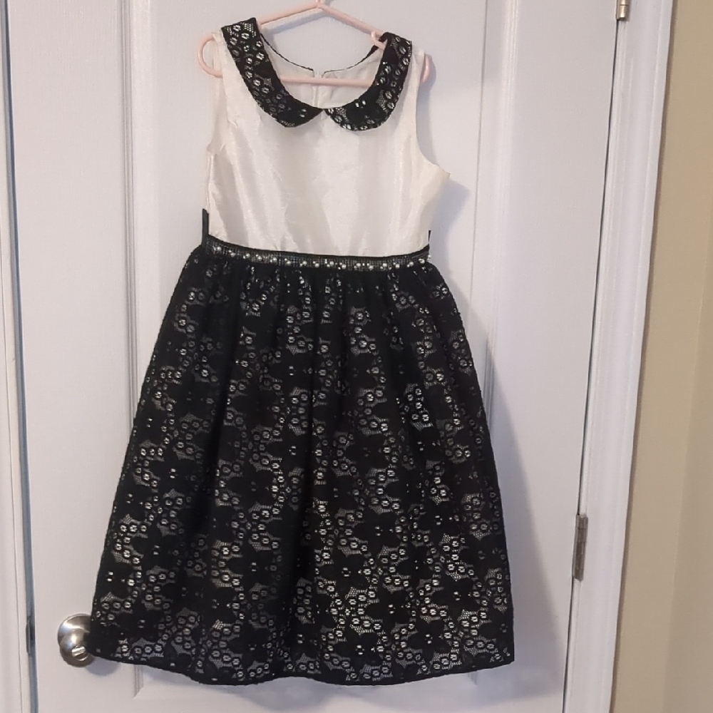 Stylish Black and White A-line Girls Dress with Peter Pan Collar